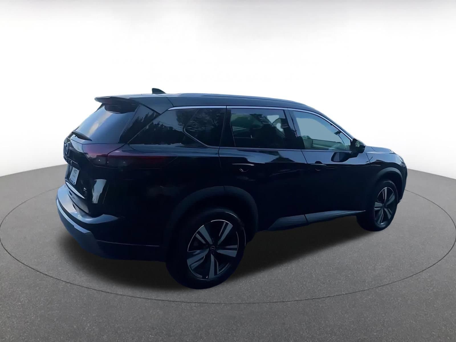 Thumbnail: 2026 Nissan Rogue - 14