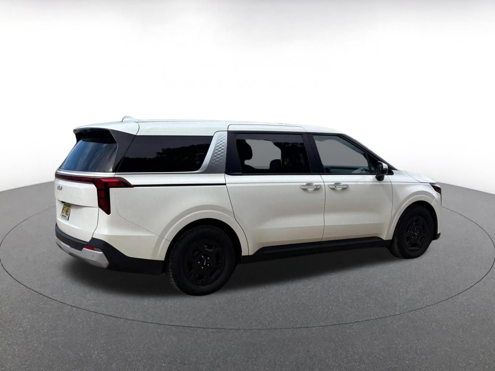 Thumbnail: 2026 Kia Carnival - 15