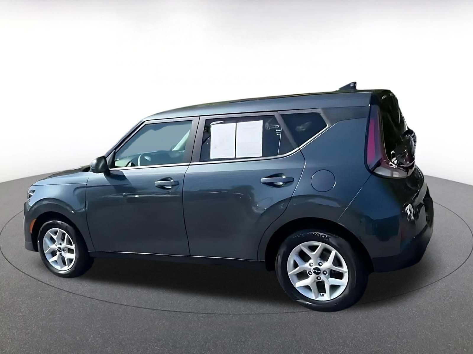 Thumbnail: 2025 Kia Soul - 8