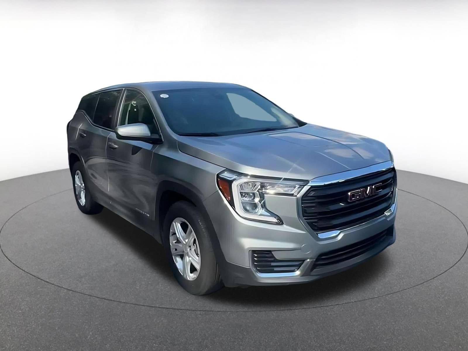 Thumbnail: 2024 GMC Terrain - 3