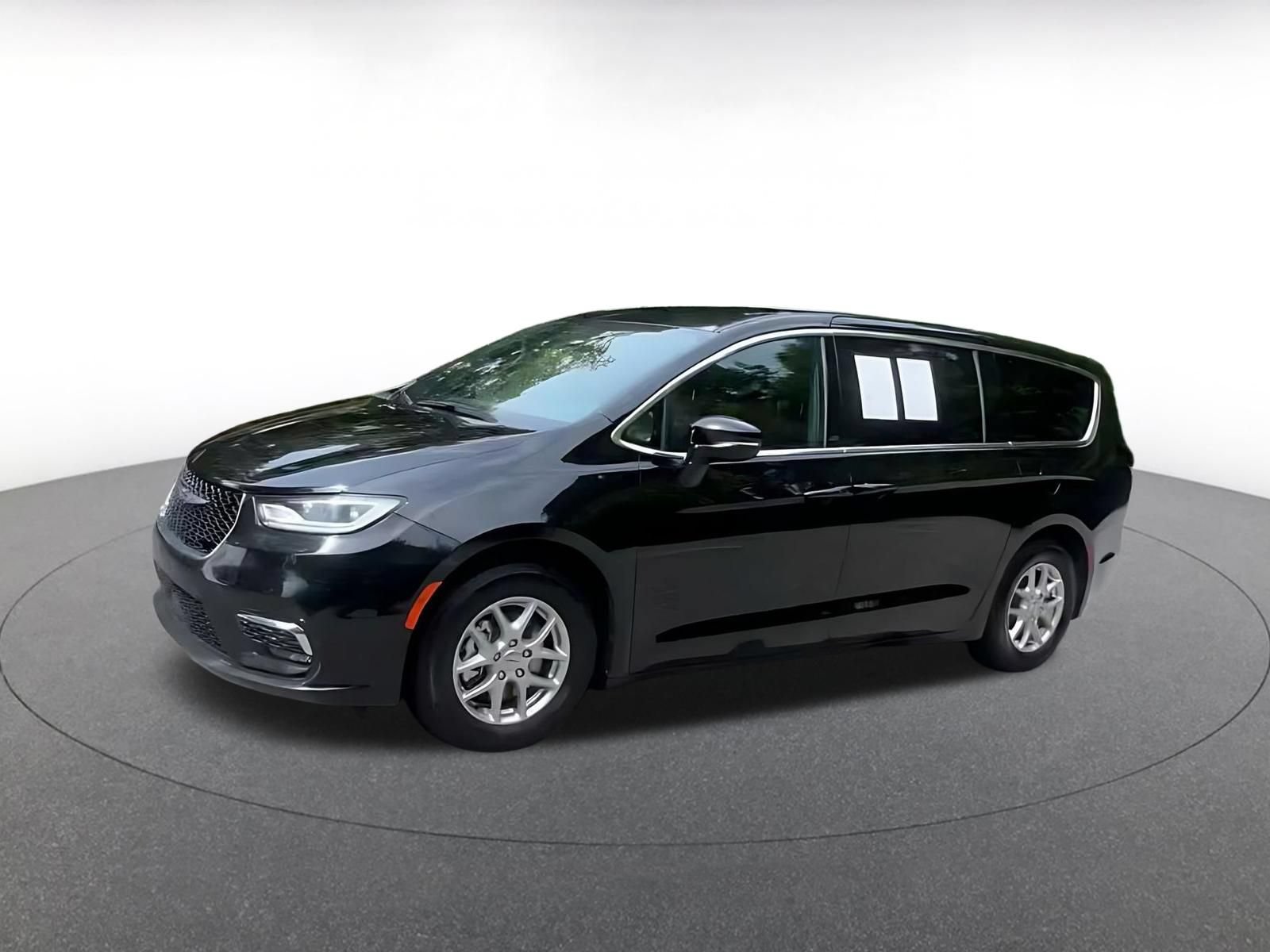 Thumbnail: 2025 Chrysler Pacifica - 7