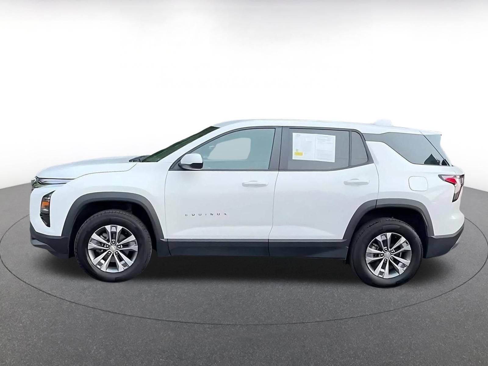 Thumbnail: 2025 Chevrolet Equinox - 8