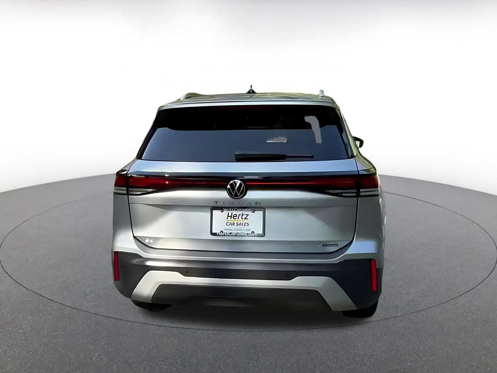 Thumbnail: 2026 Volkswagen Tiguan - 12