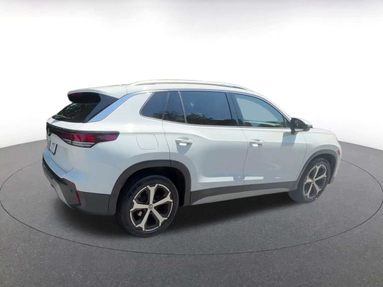 Thumbnail: 2026 Volkswagen Tiguan - 10