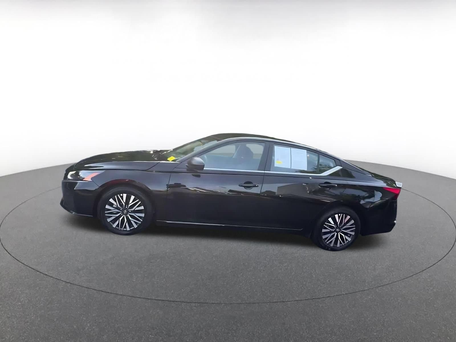 Thumbnail: 2026 Nissan Altima - 8