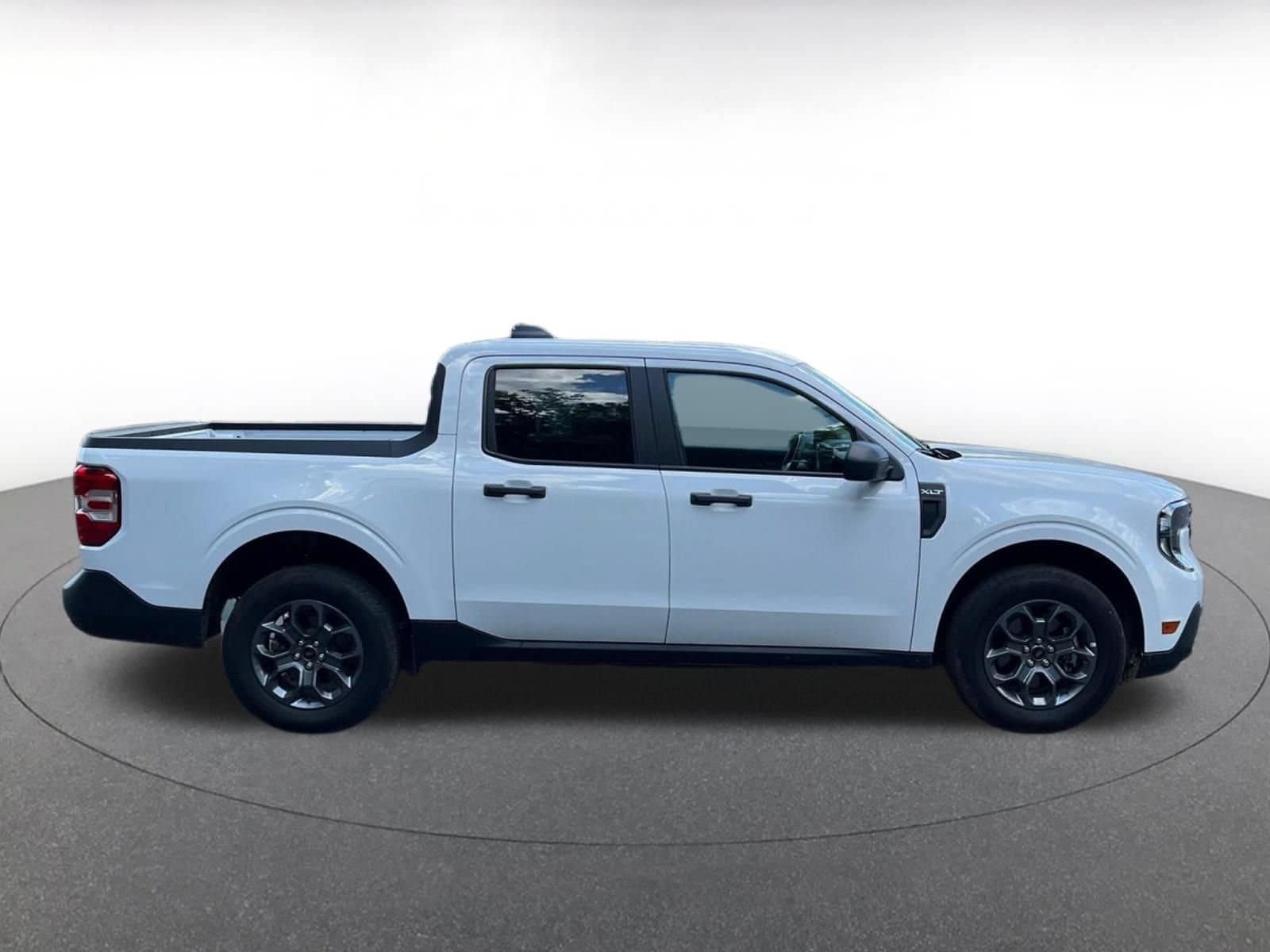 Thumbnail: 2026 Ford Maverick - 32