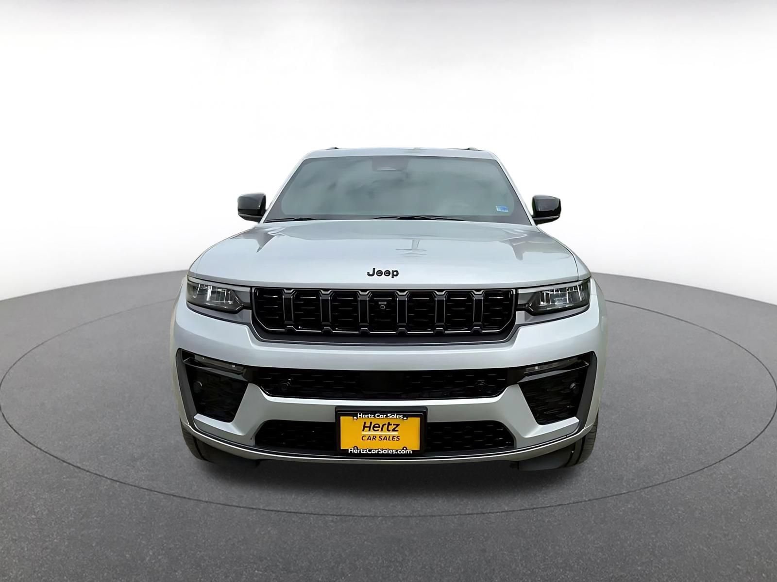 Thumbnail: 2026 Jeep Grand Cherokee - 4