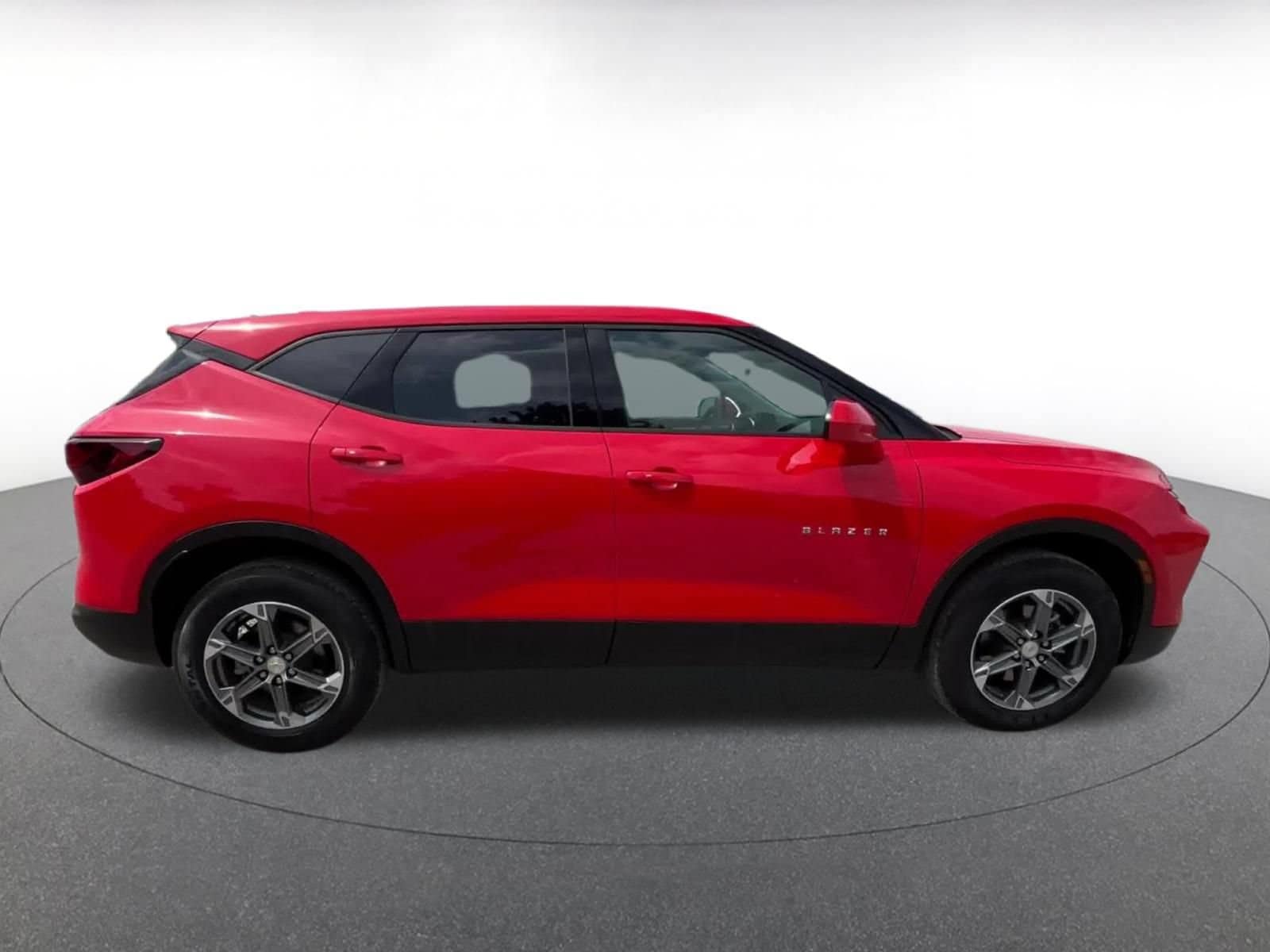 Thumbnail: 2025 Chevrolet Blazer - 15