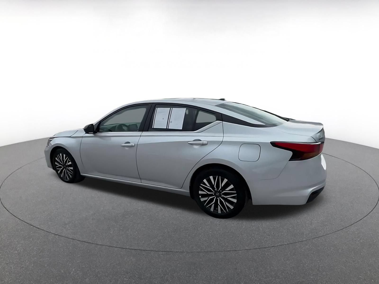 Thumbnail: 2026 Nissan Altima - 9