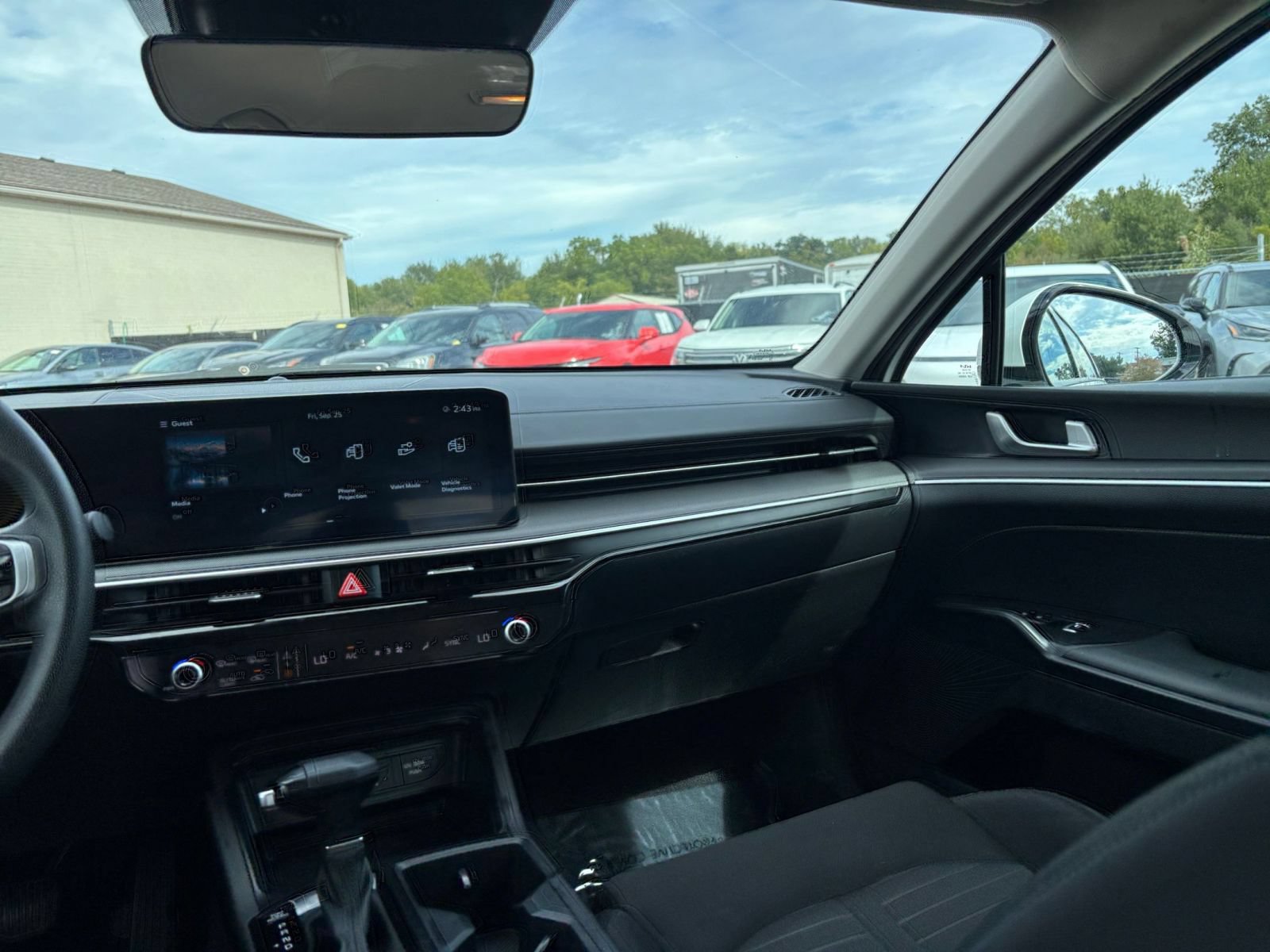 Thumbnail: 2025 Kia K5 - 34