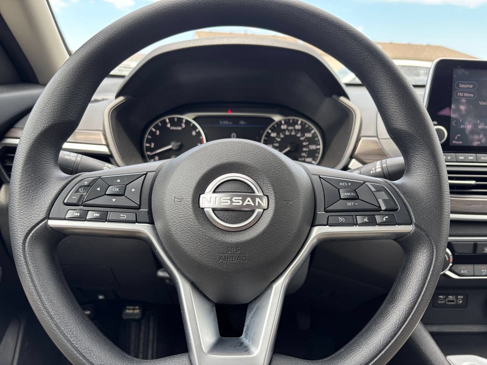 Thumbnail: 2025 Nissan Altima - 26
