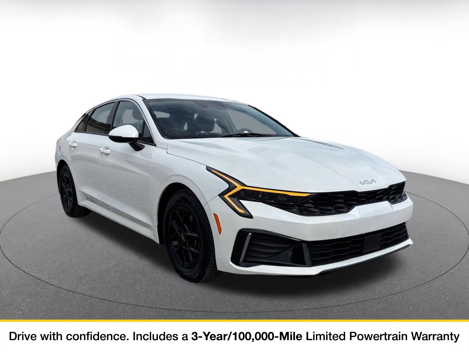 Thumbnail: 2025 Kia K5 - 1
