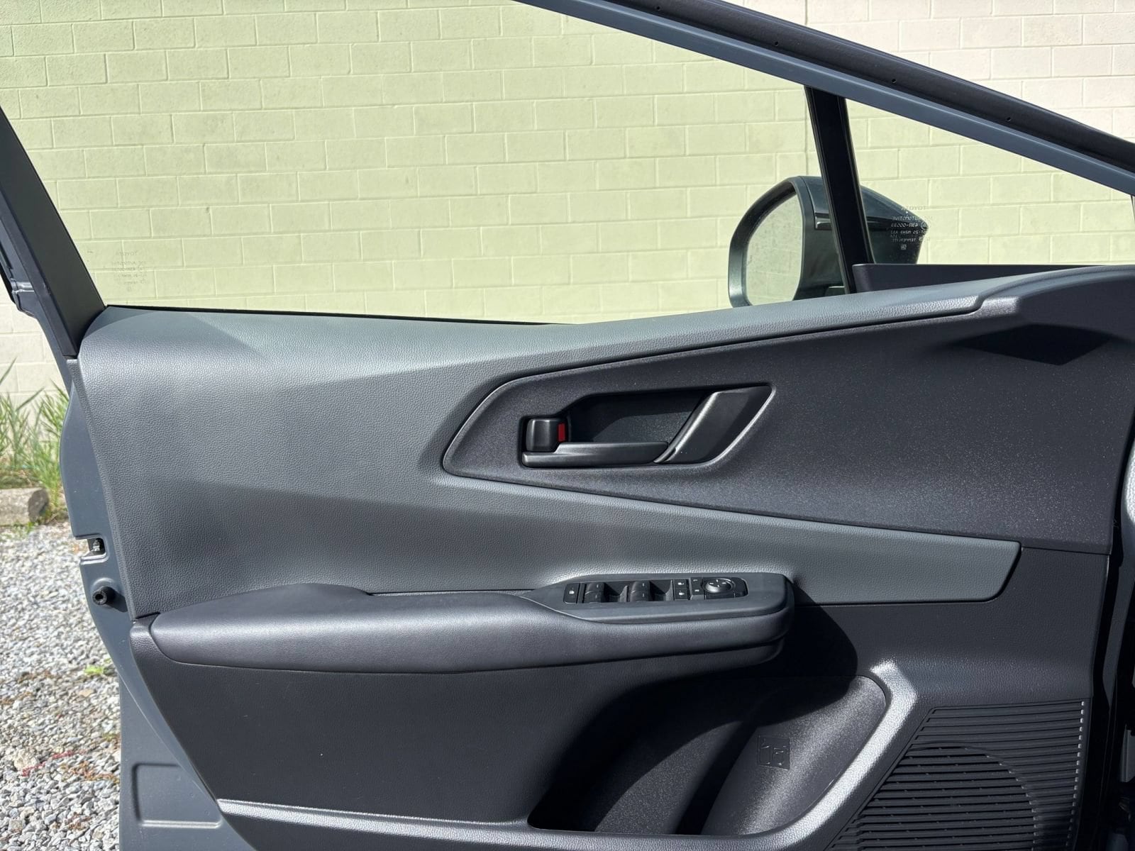 Thumbnail: 2025 Toyota Prius - 18