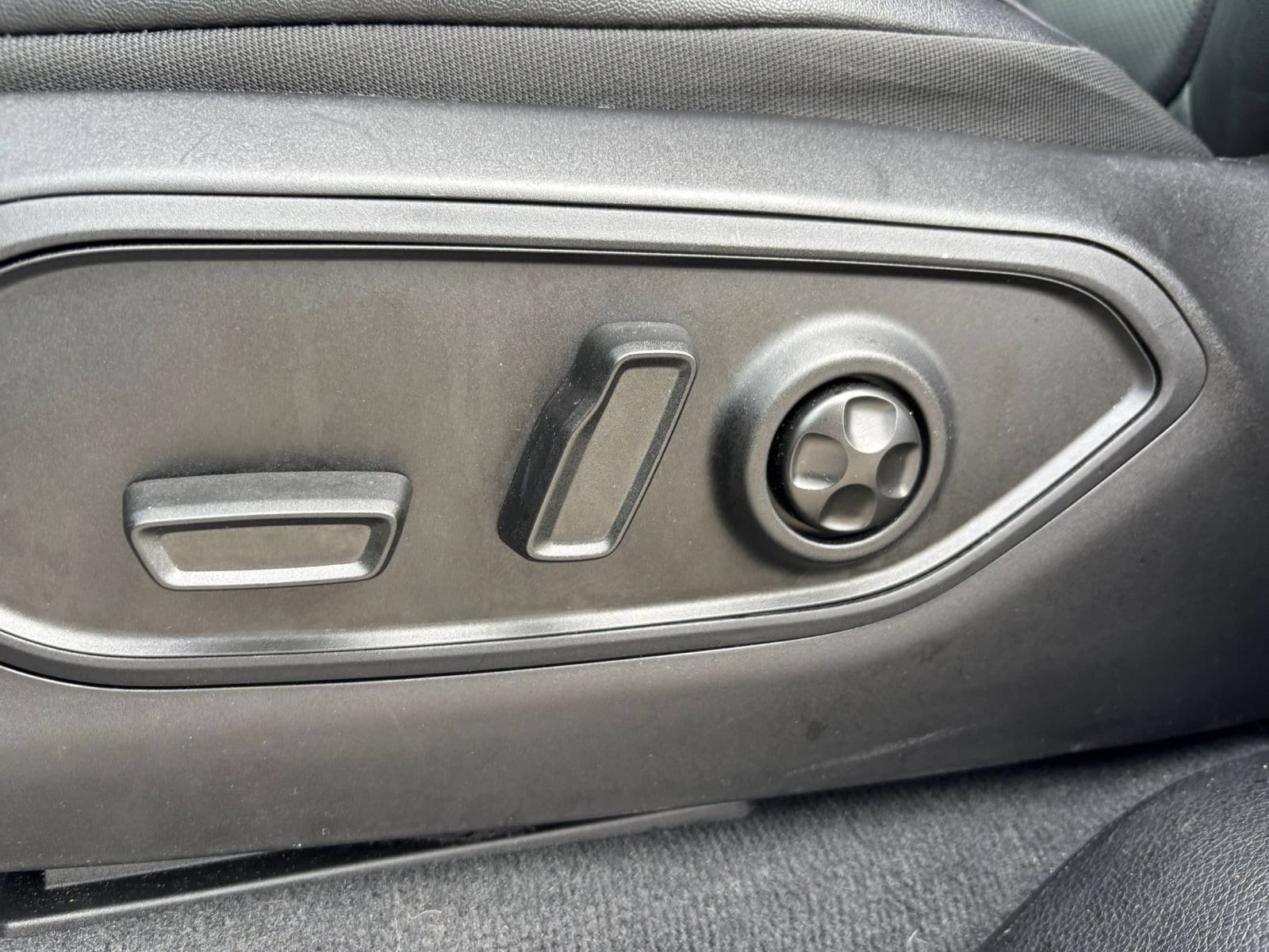Thumbnail: 2026 Jeep Grand Cherokee - 22