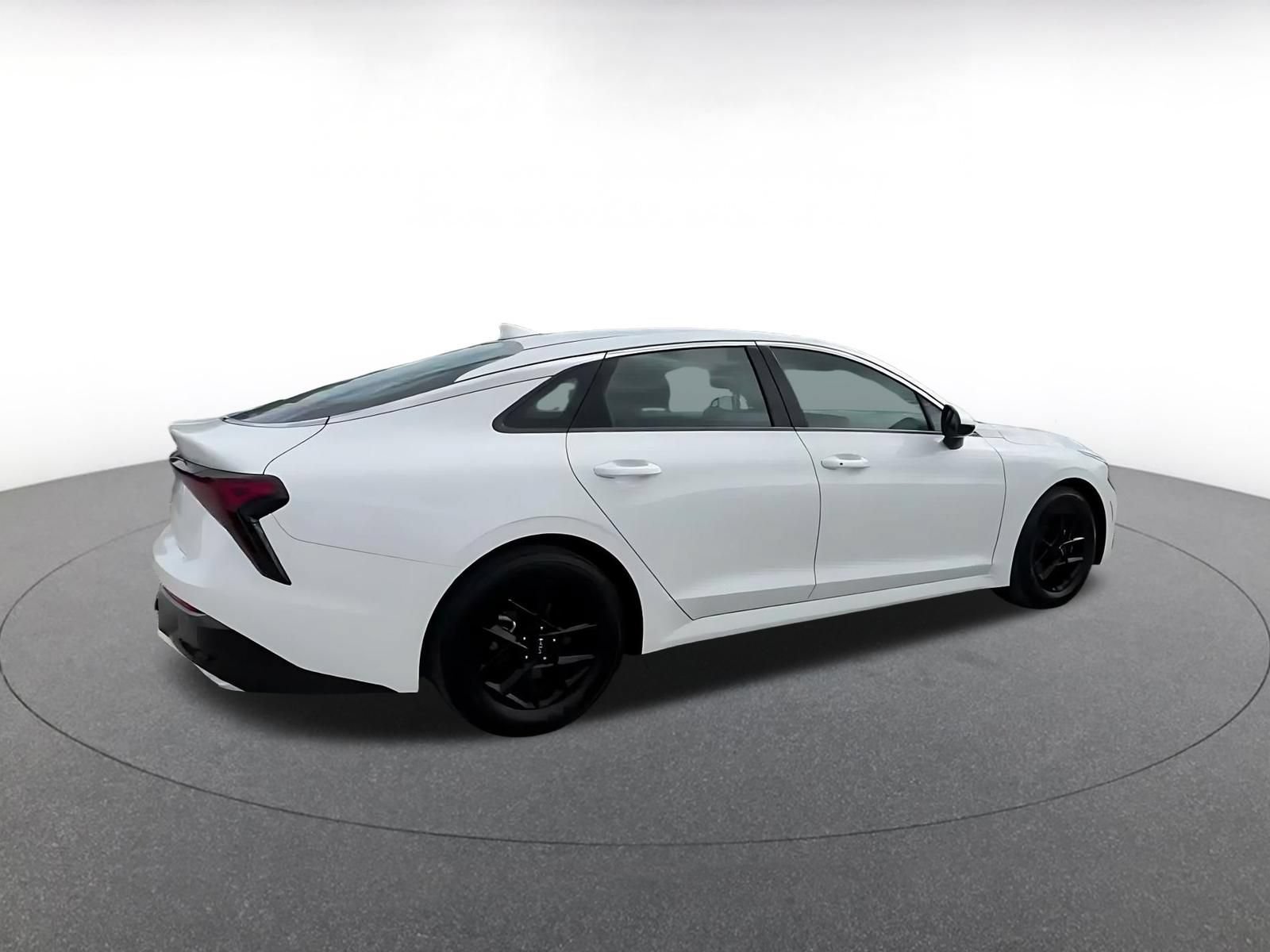Thumbnail: 2025 Kia K5 - 13