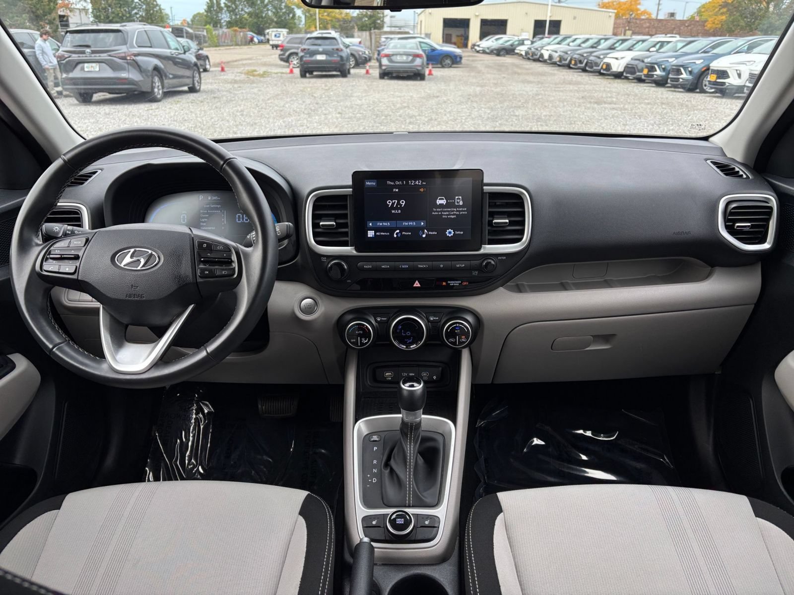 Thumbnail: 2026 Hyundai Venue - 32
