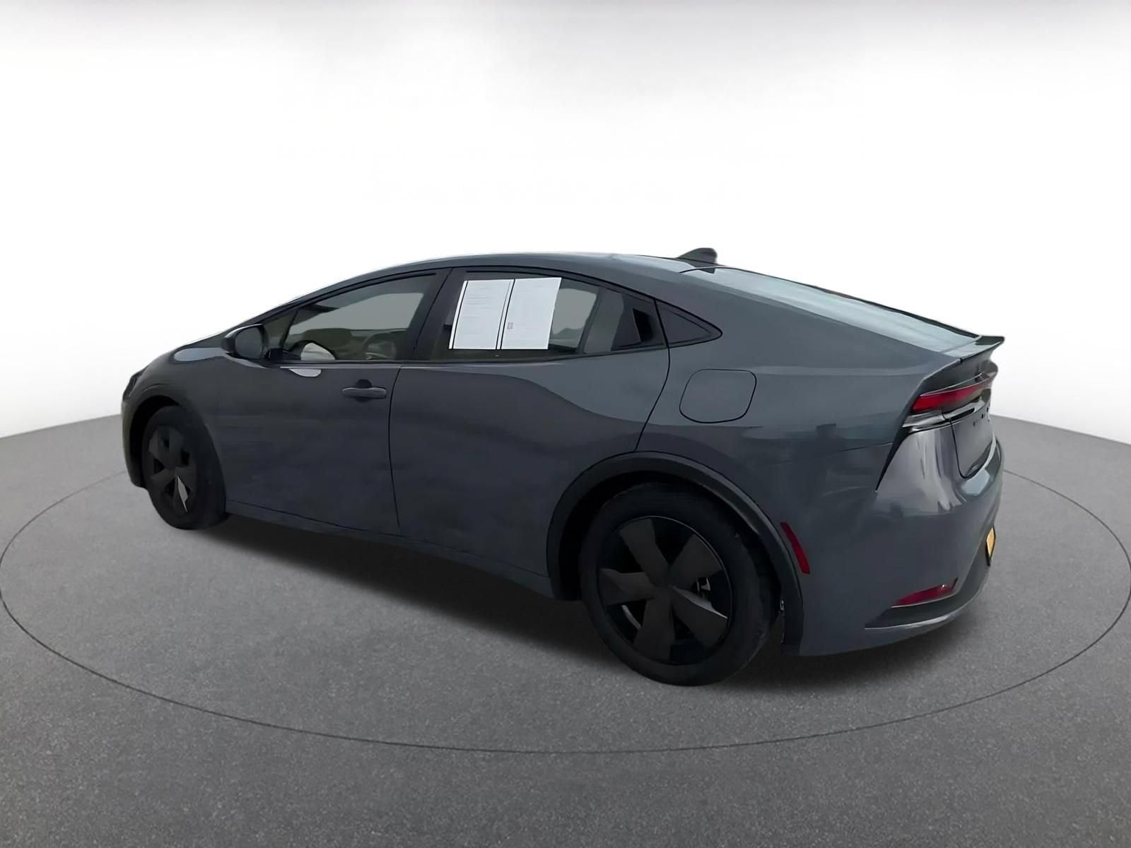 Thumbnail: 2025 Toyota Prius - 9