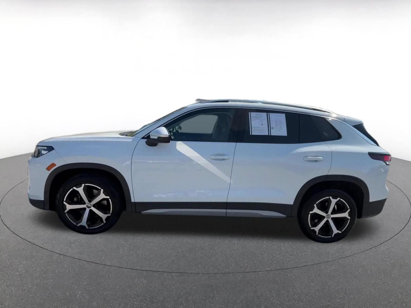 Thumbnail: 2026 Volkswagen Tiguan - 8