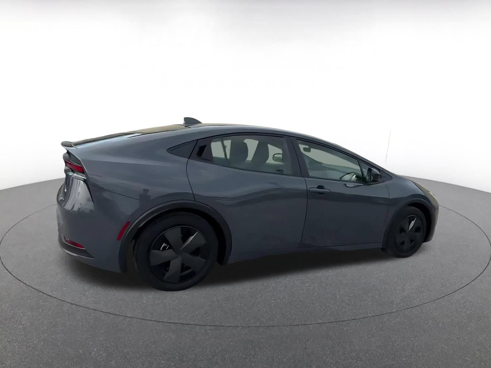 Thumbnail: 2025 Toyota Prius - 14