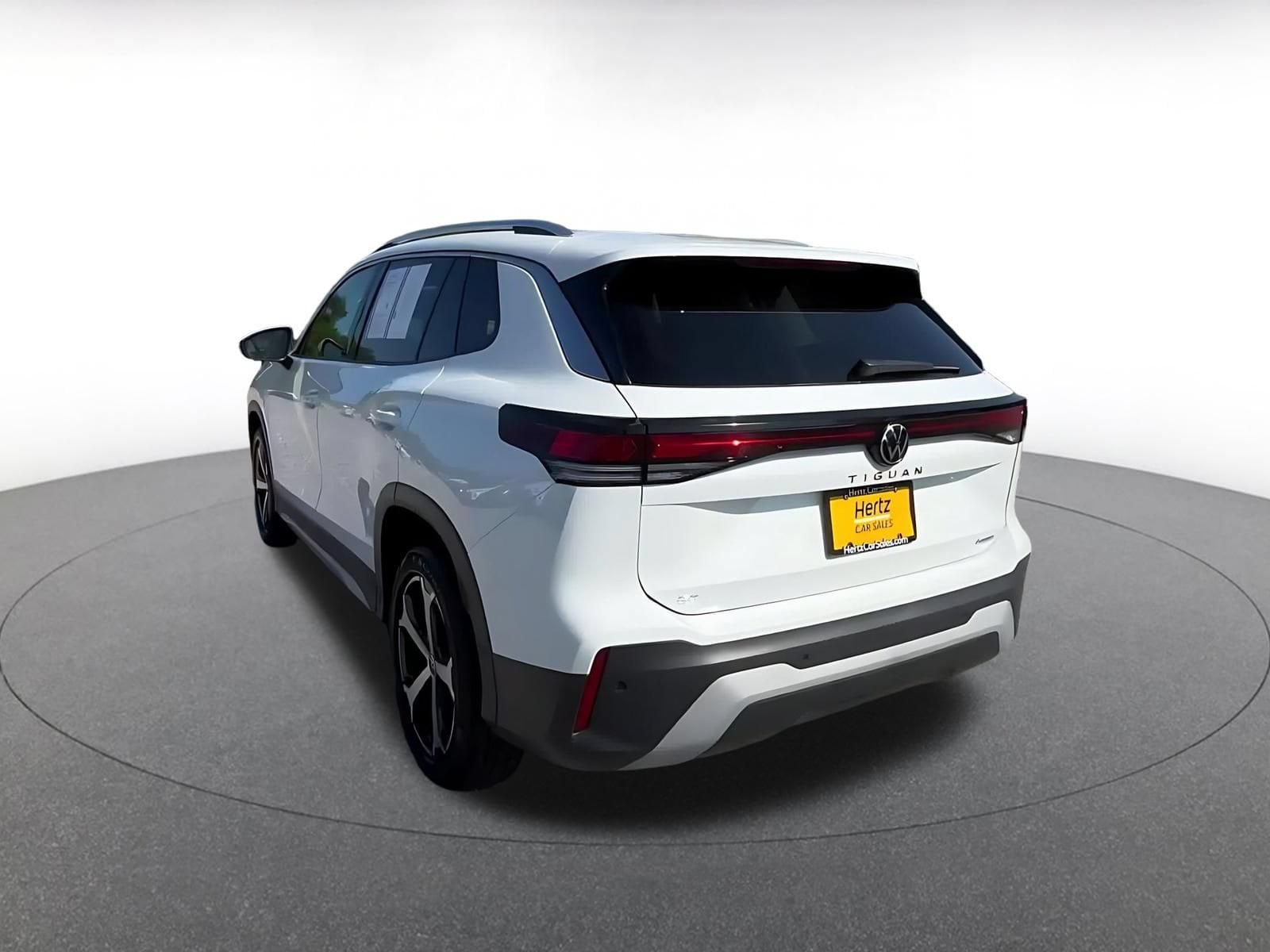 Thumbnail: 2026 Volkswagen Tiguan - 10