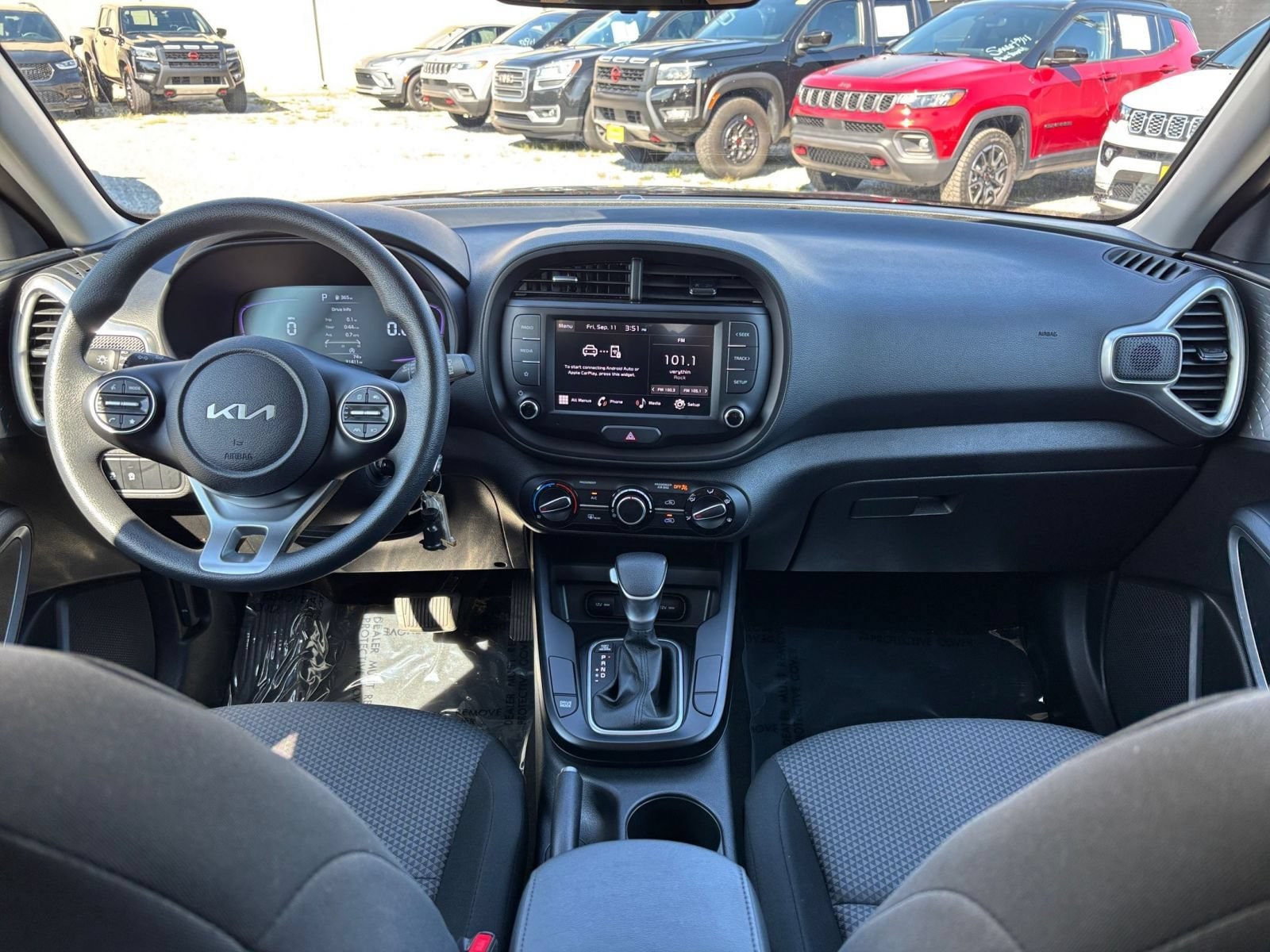 Thumbnail: 2025 Kia Soul - 31