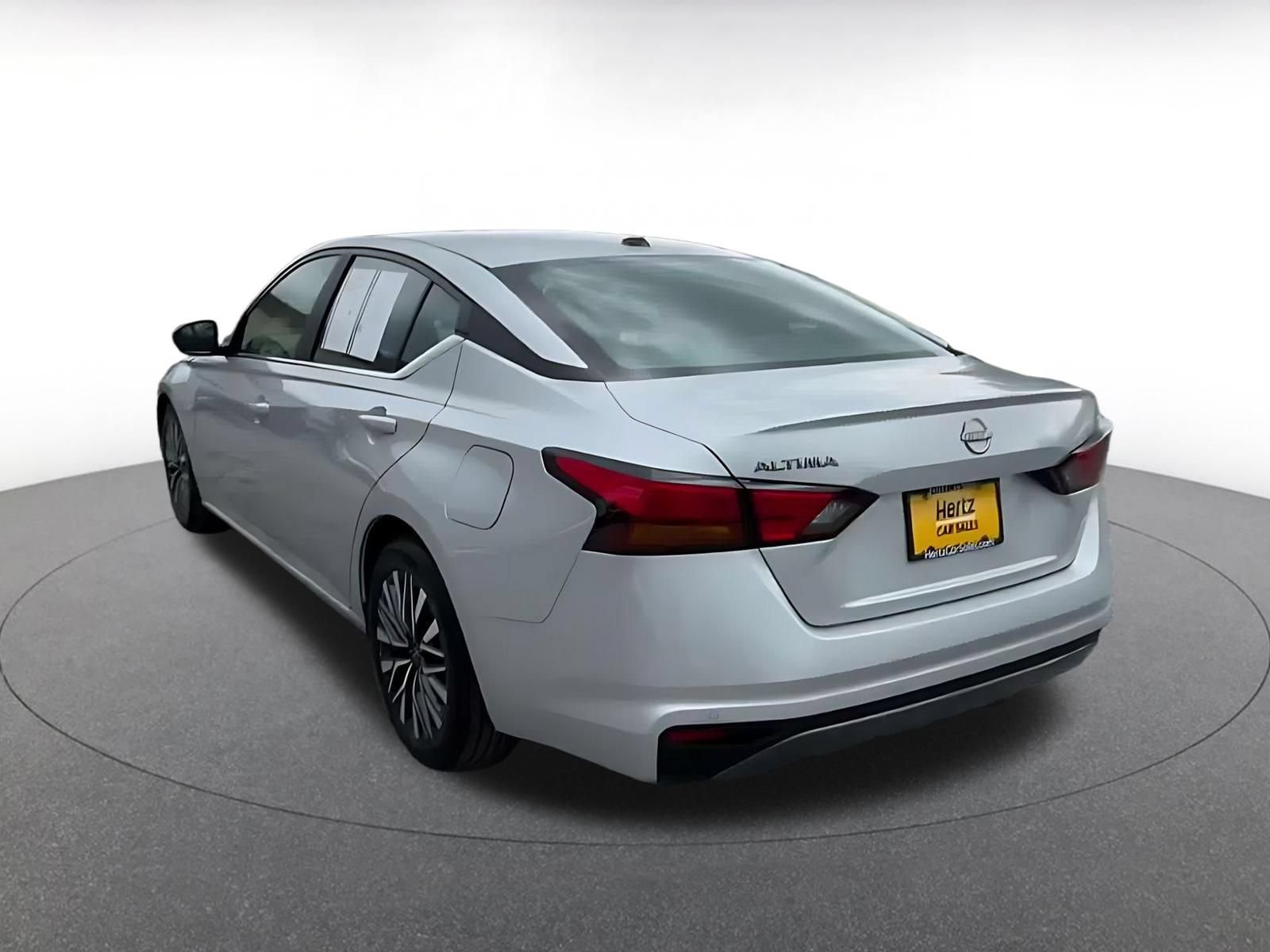 Thumbnail: 2026 Nissan Altima - 10