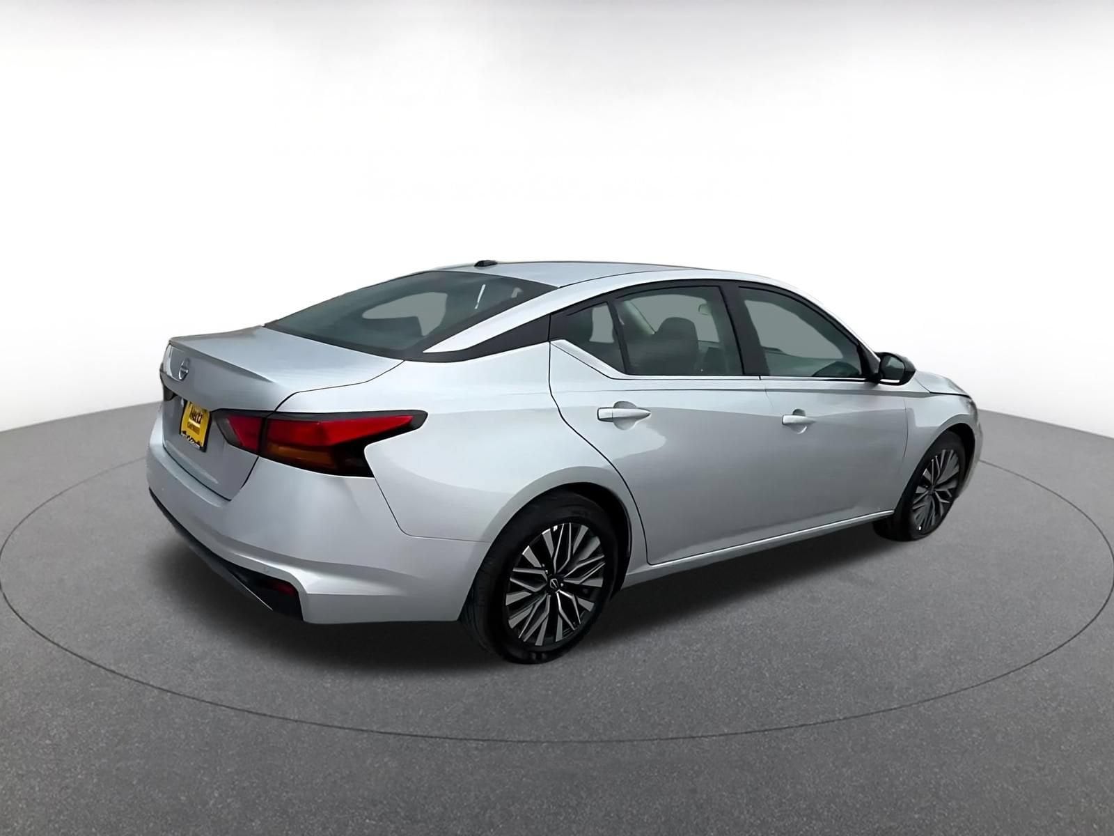 Thumbnail: 2026 Nissan Altima - 14