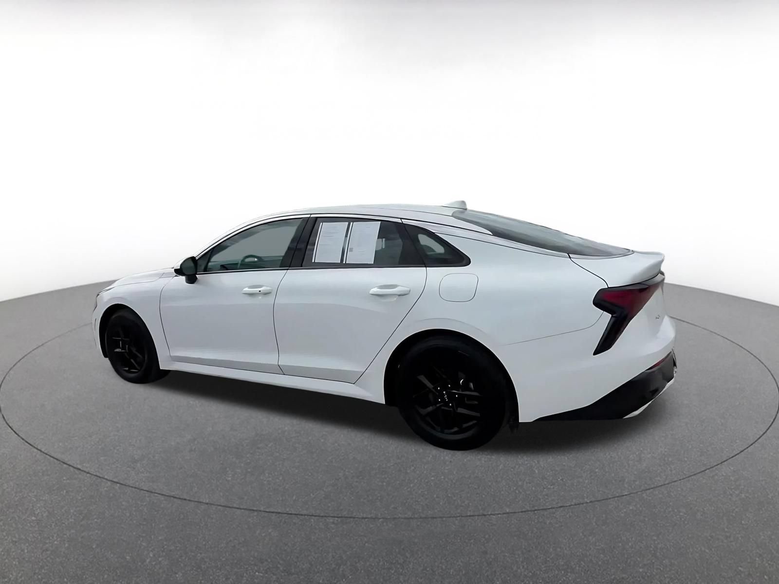 Thumbnail: 2025 Kia K5 - 9