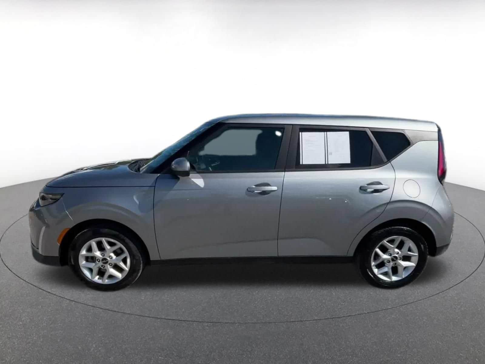 Thumbnail: 2025 Kia Soul - 8