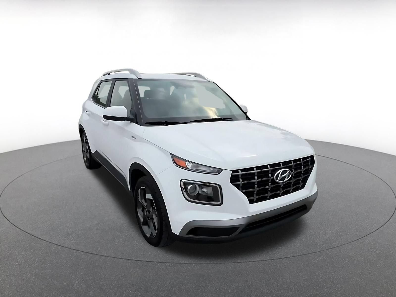 Thumbnail: 2026 Hyundai Venue - 3