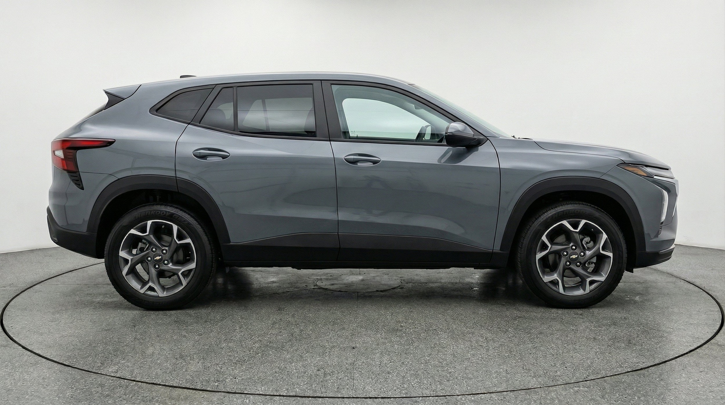Thumbnail: 2025 Chevrolet Trax - 10