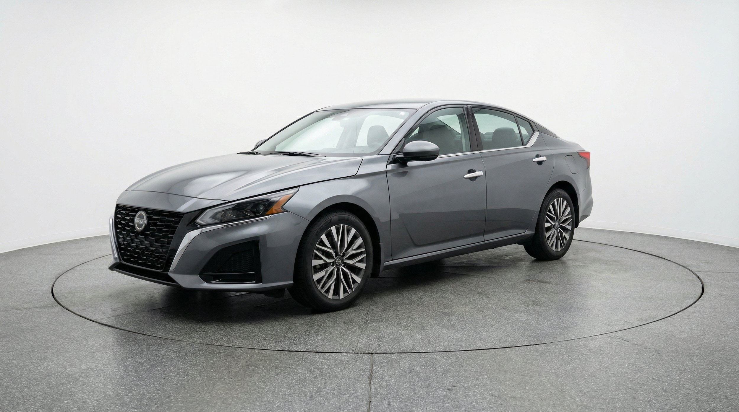 Thumbnail: 2025 Nissan Altima - 3