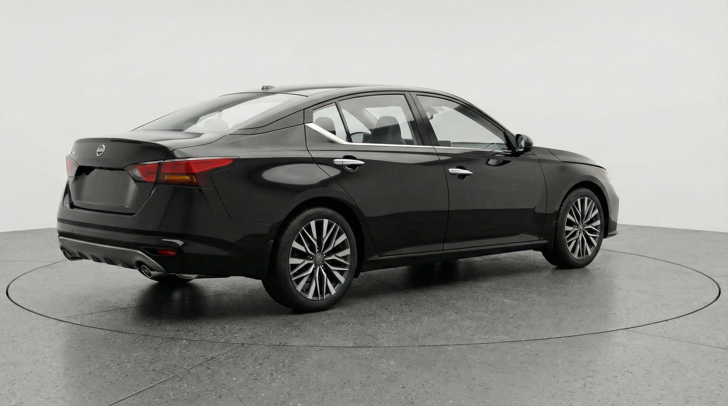 Thumbnail: 2025 Nissan Altima - 9