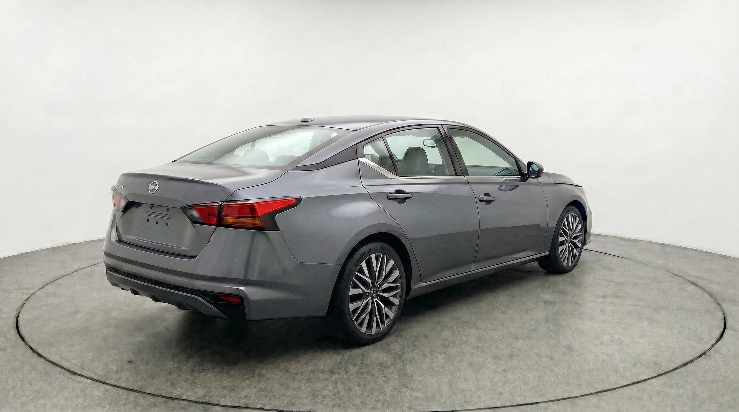 Thumbnail: 2025 Nissan Altima - 9