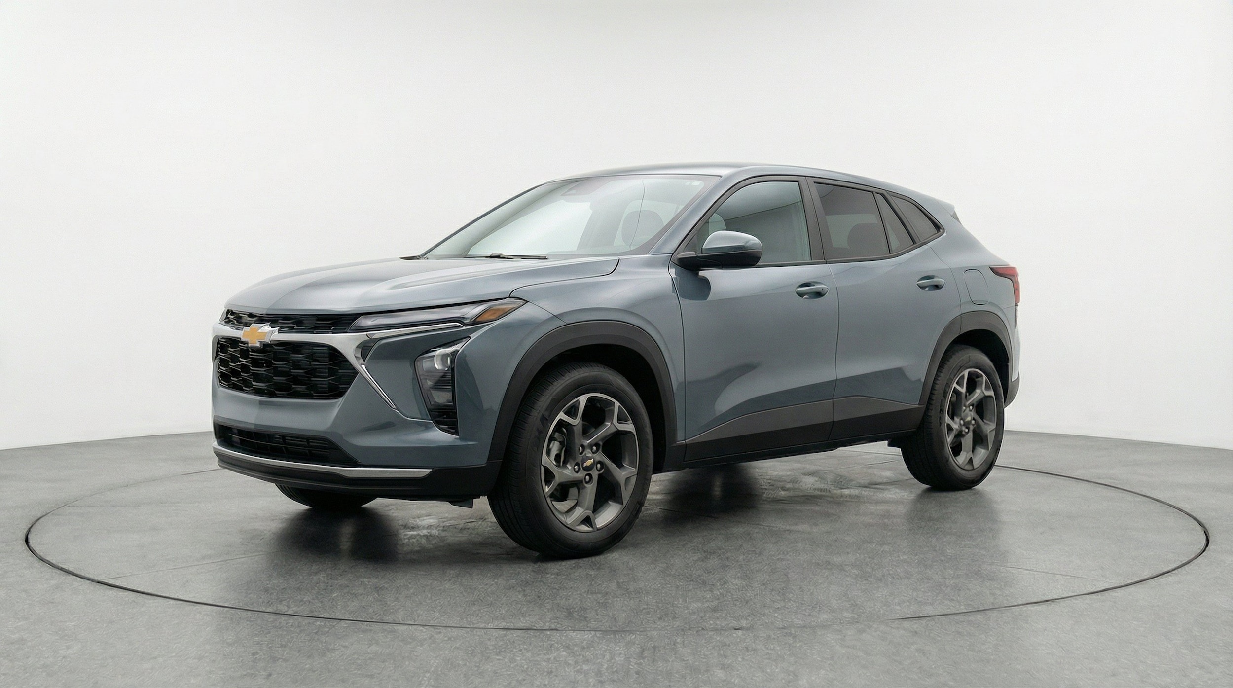 Thumbnail: 2025 Chevrolet Trax - 3