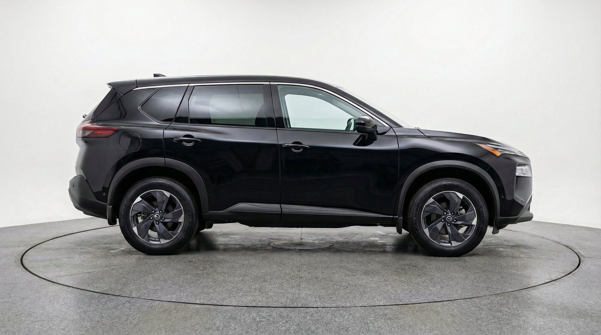 Thumbnail: 2025 Nissan Rogue - 10
