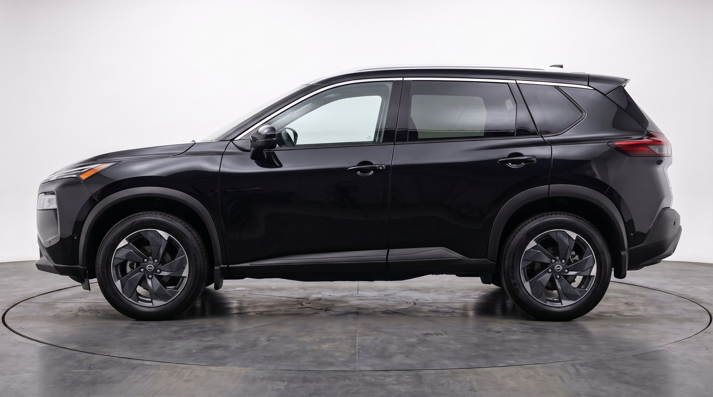Thumbnail: 2025 Nissan Rogue - 5