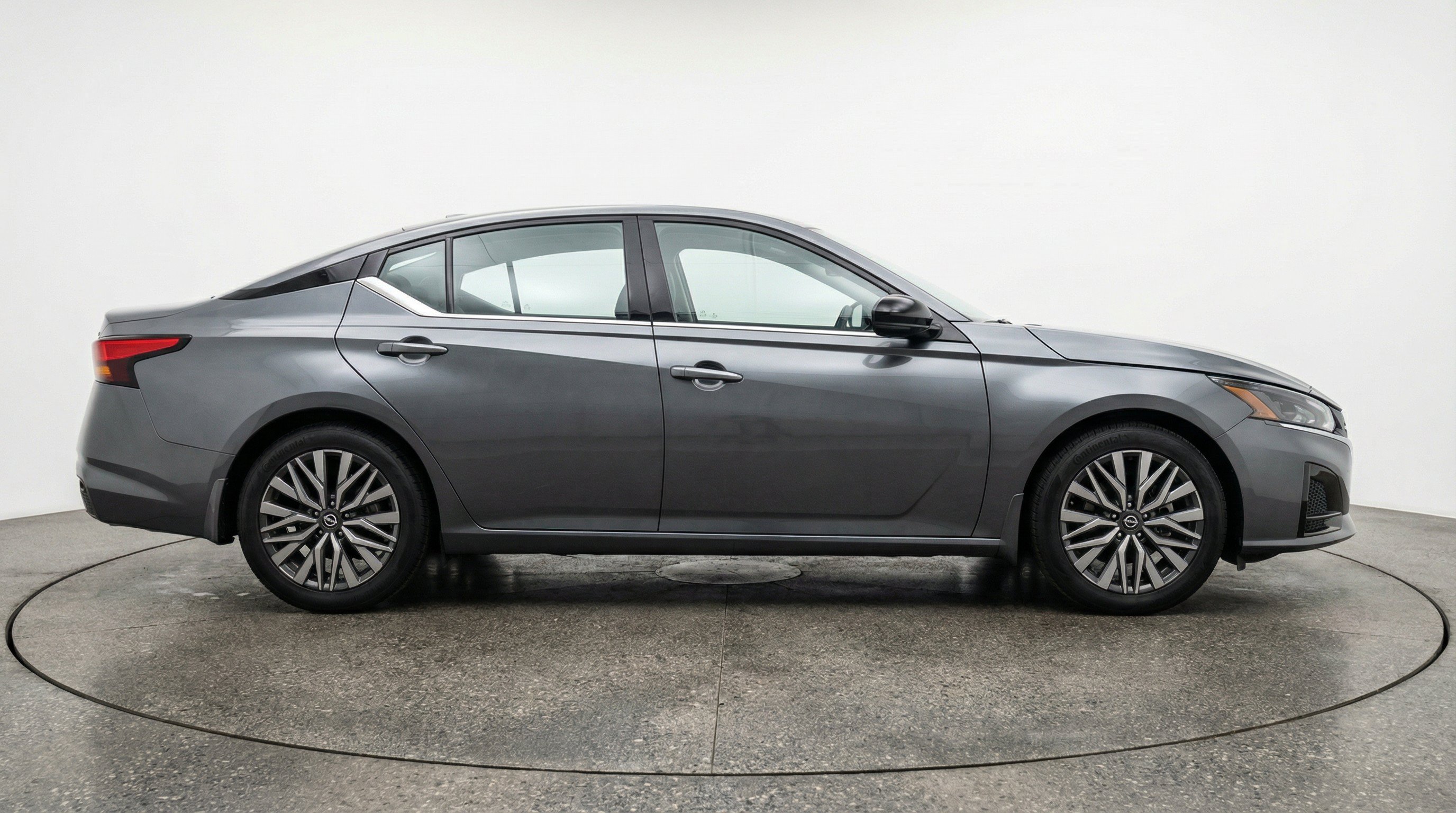 Thumbnail: 2025 Nissan Altima - 10