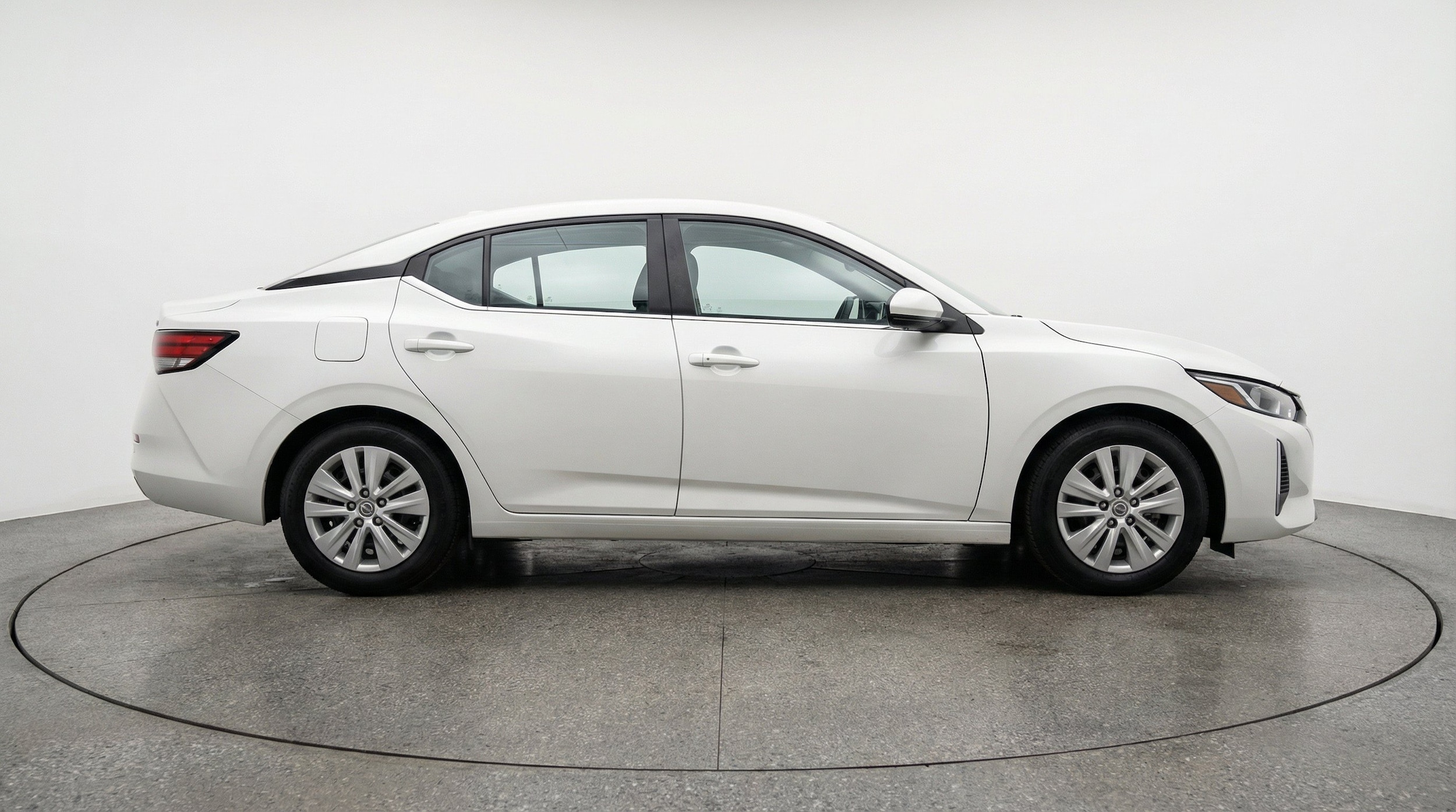 Thumbnail: 2025 Nissan Sentra - 10