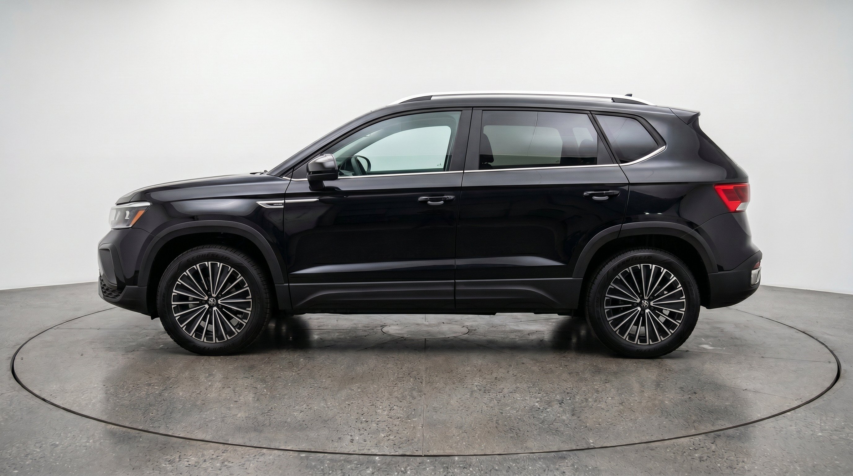 Thumbnail: 2026 Volkswagen Taos - 5