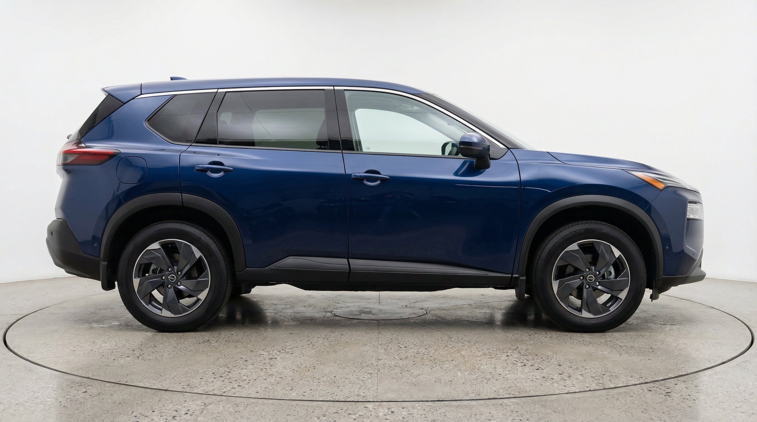 Thumbnail: 2025 Nissan Rogue - 10