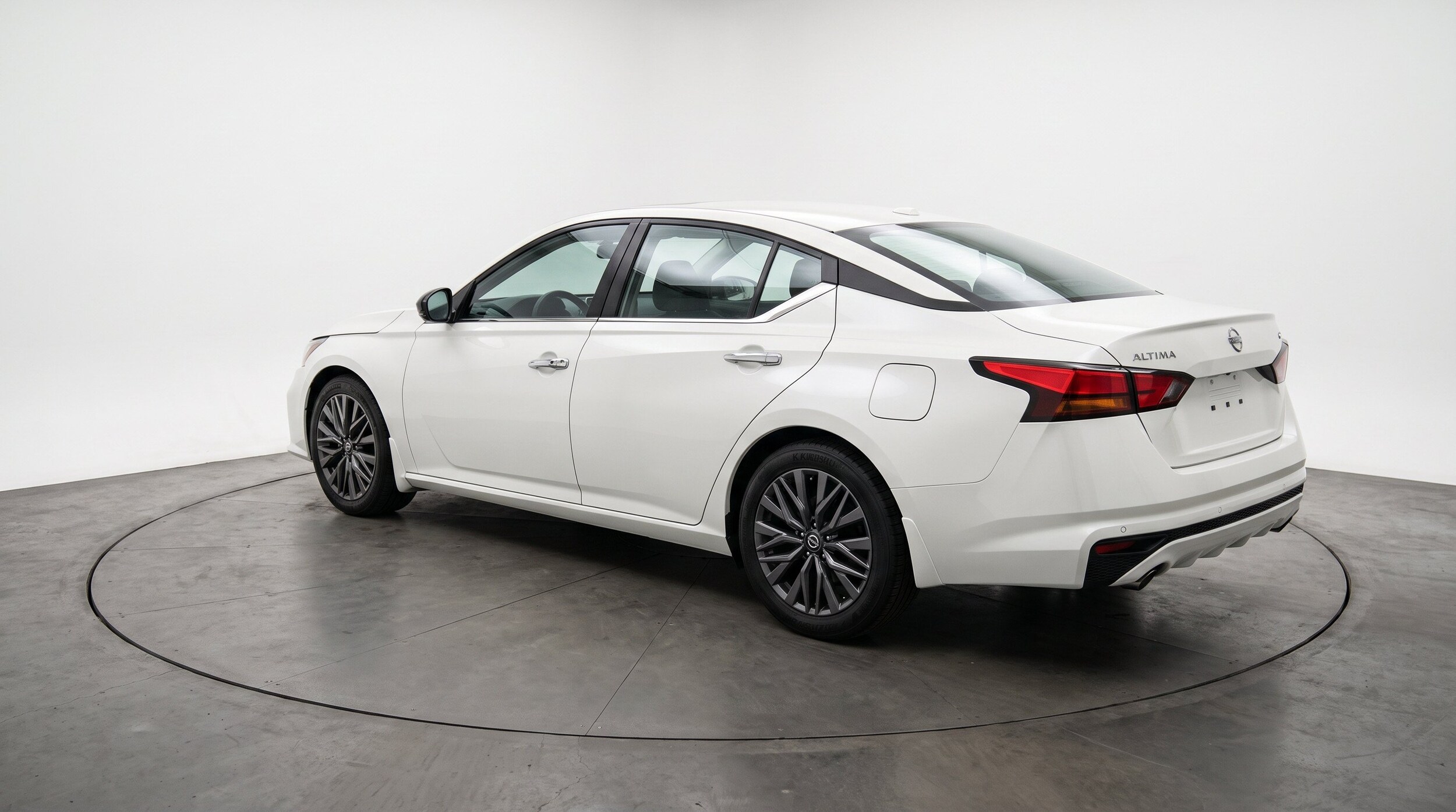 Thumbnail: 2025 Nissan Altima - 6