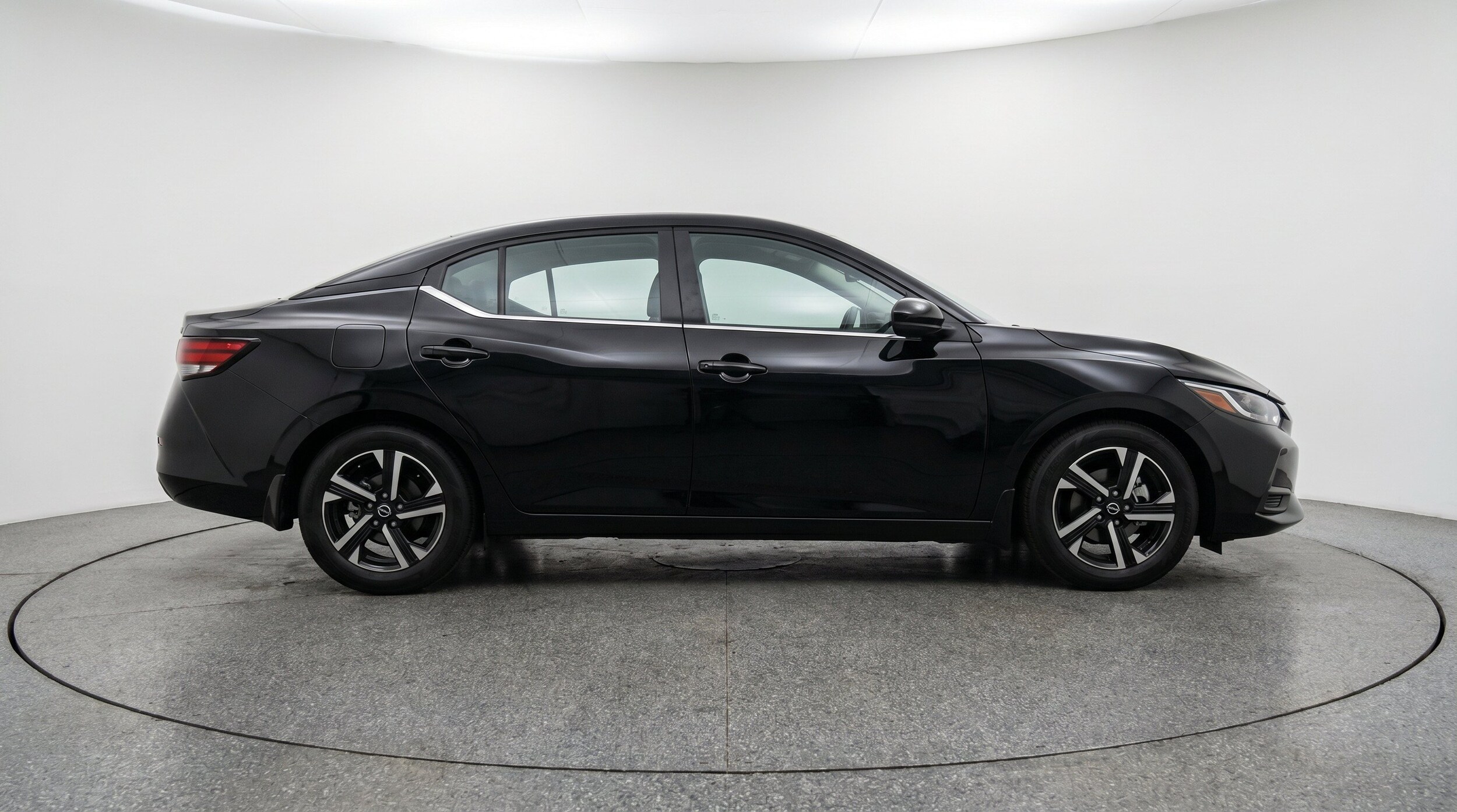 Thumbnail: 2025 Nissan Sentra - 10
