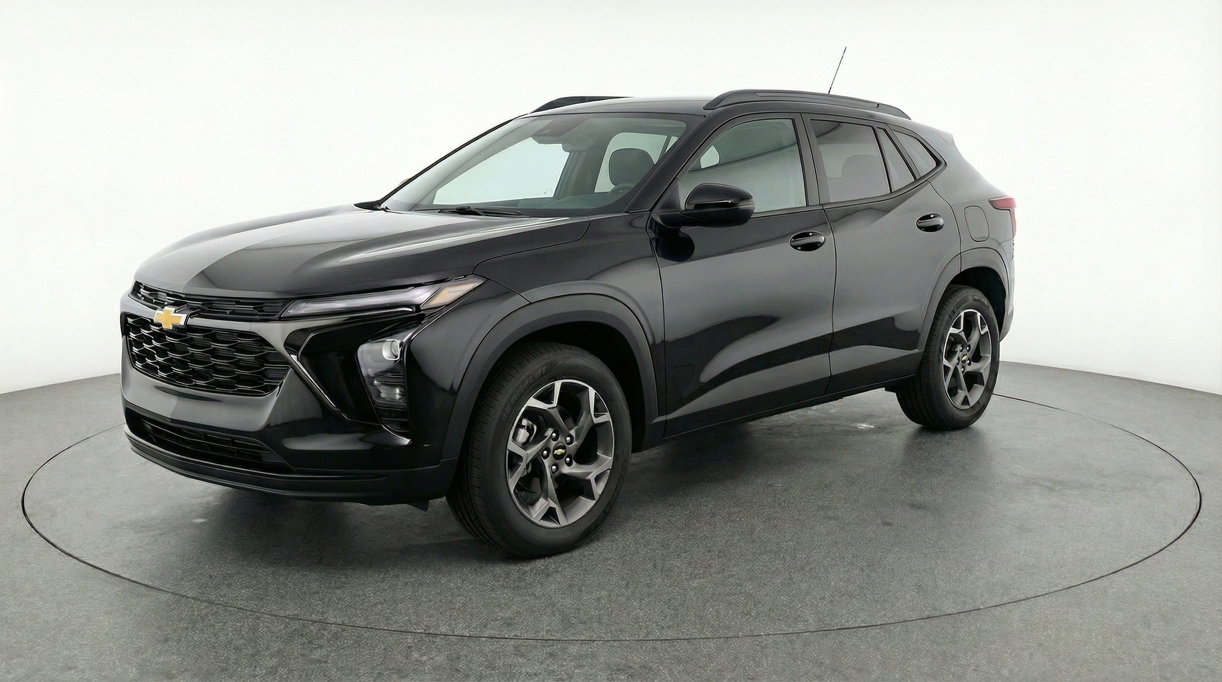 Thumbnail: 2025 Chevrolet Trax - 3