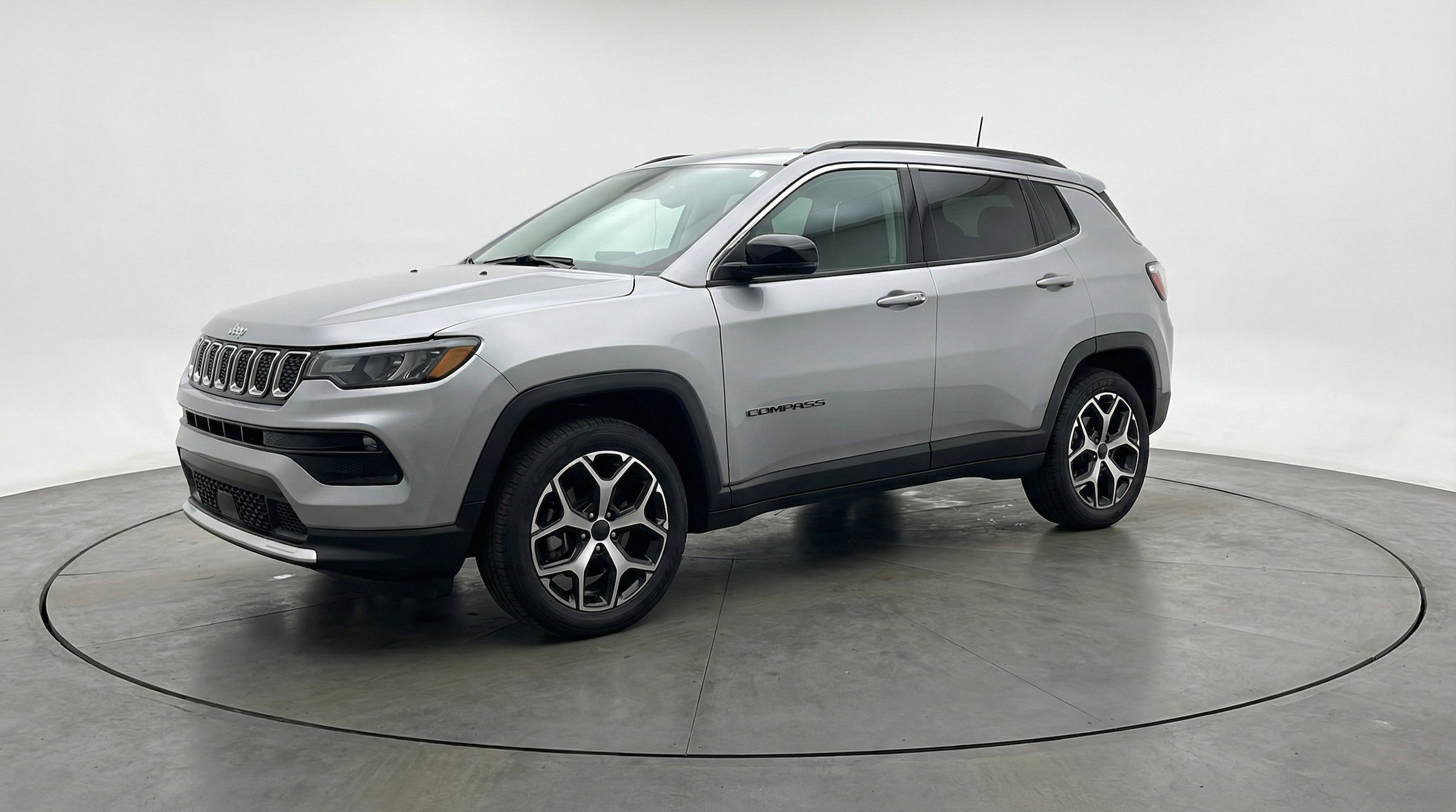 Thumbnail: 2025 Jeep Compass - 3