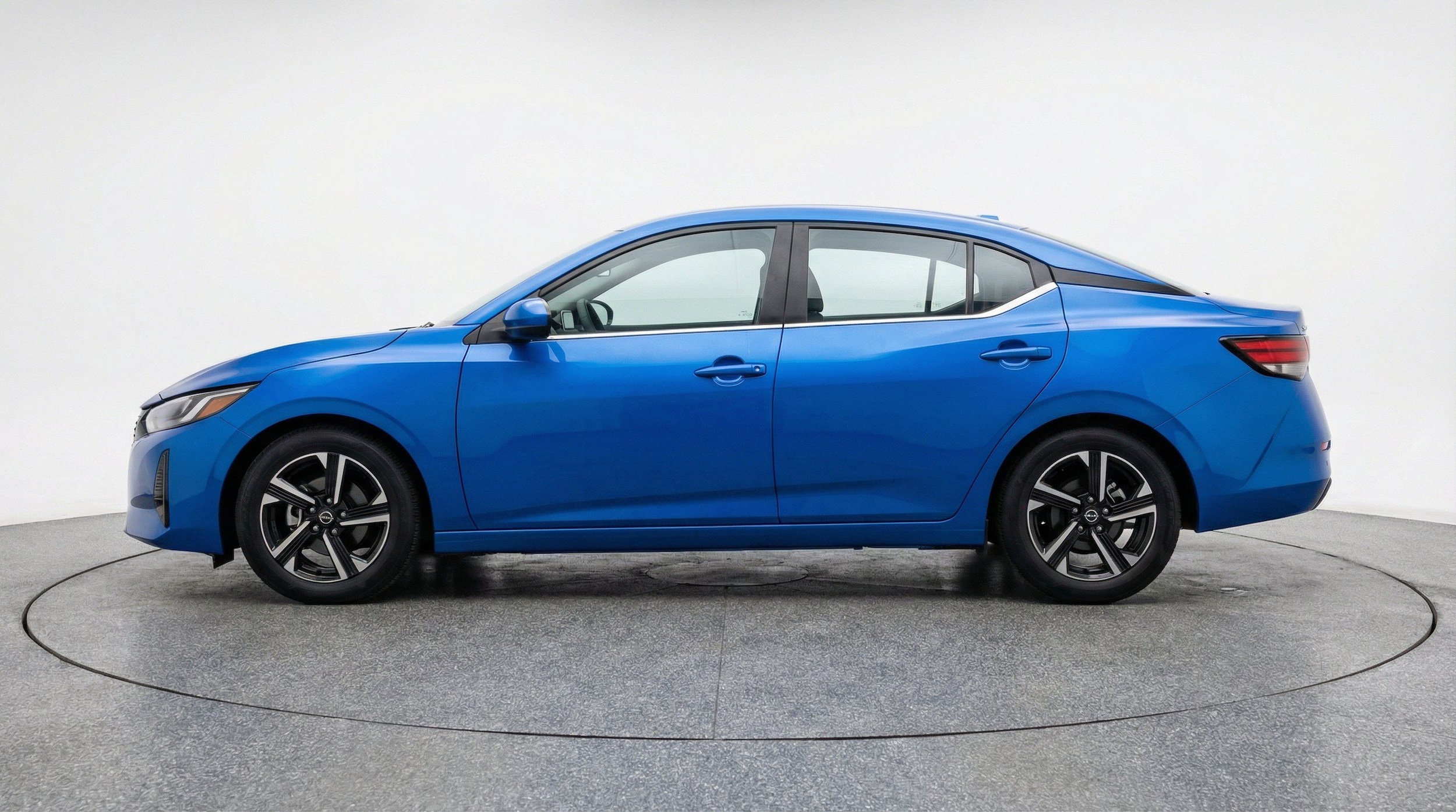 Thumbnail: 2025 Nissan Sentra - 5