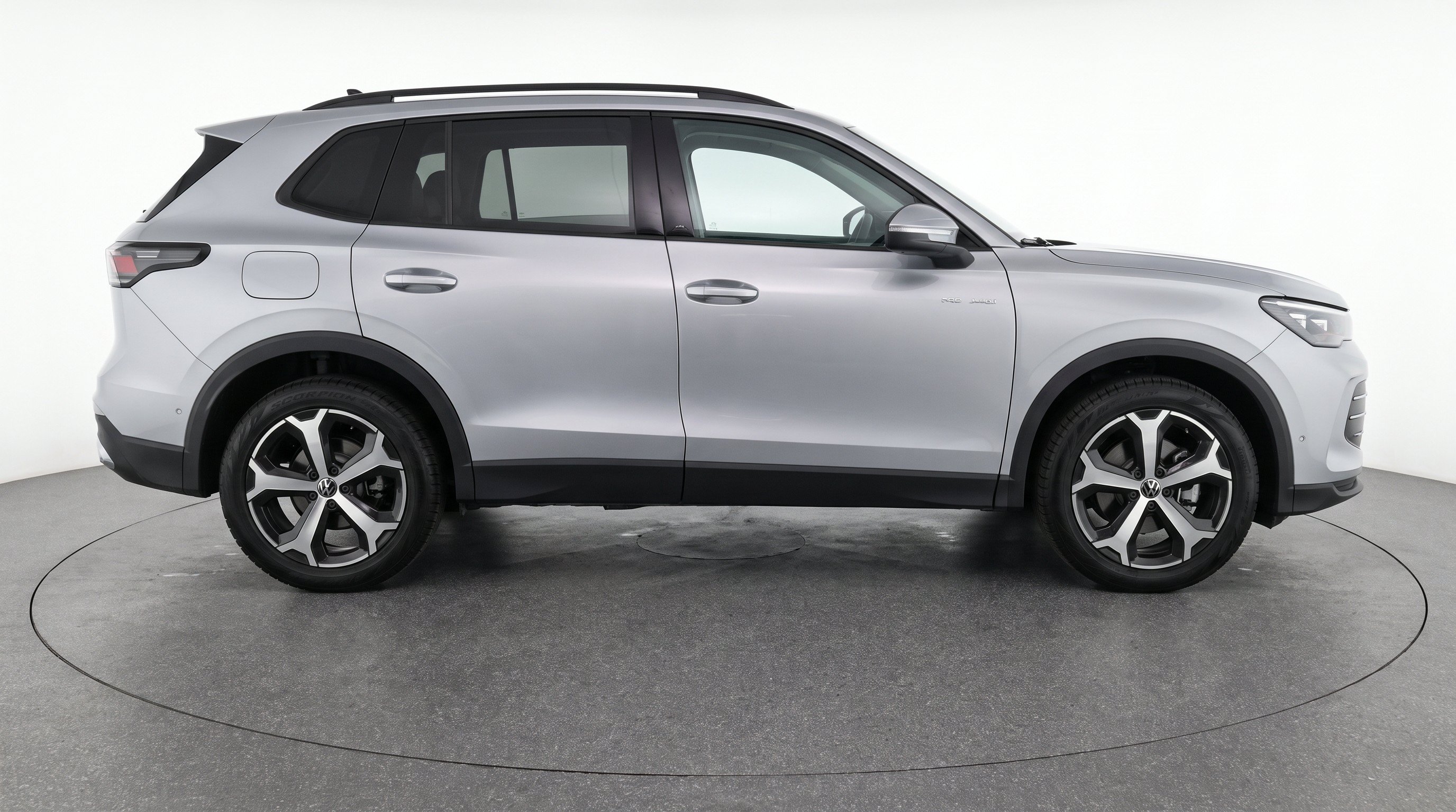 Thumbnail: 2026 Volkswagen Tiguan - 10