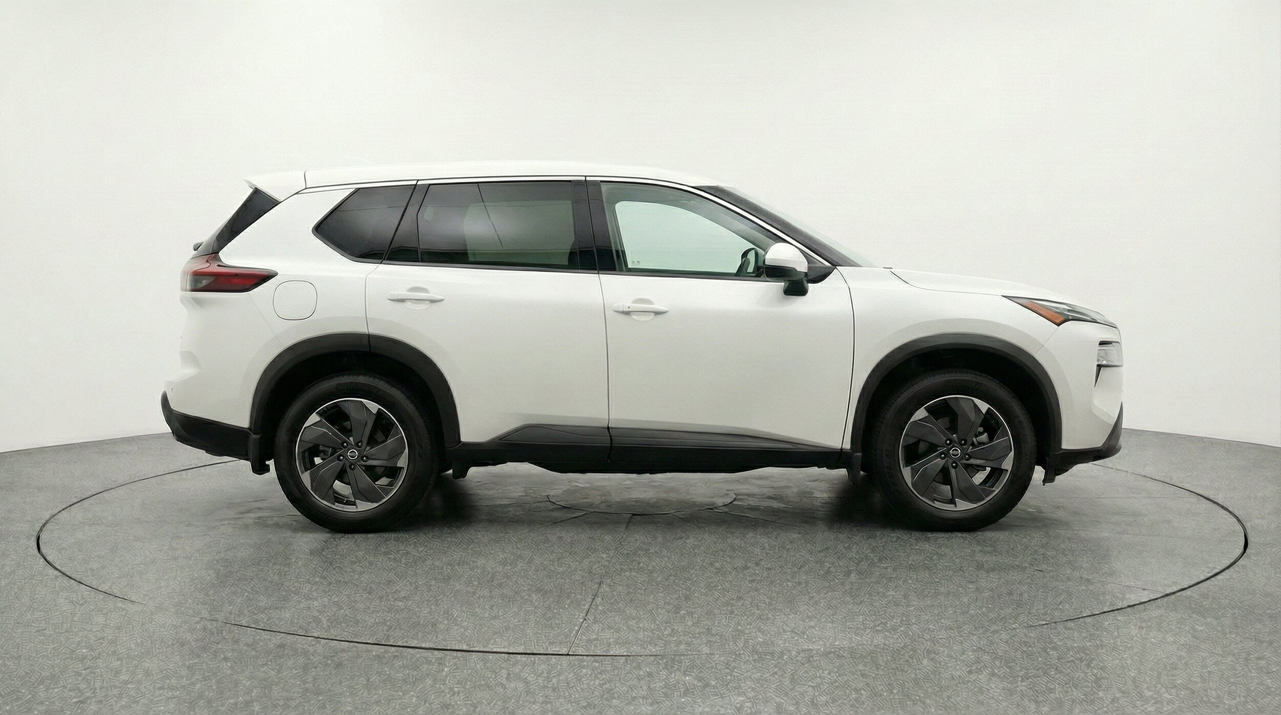 Thumbnail: 2025 Nissan Rogue - 10