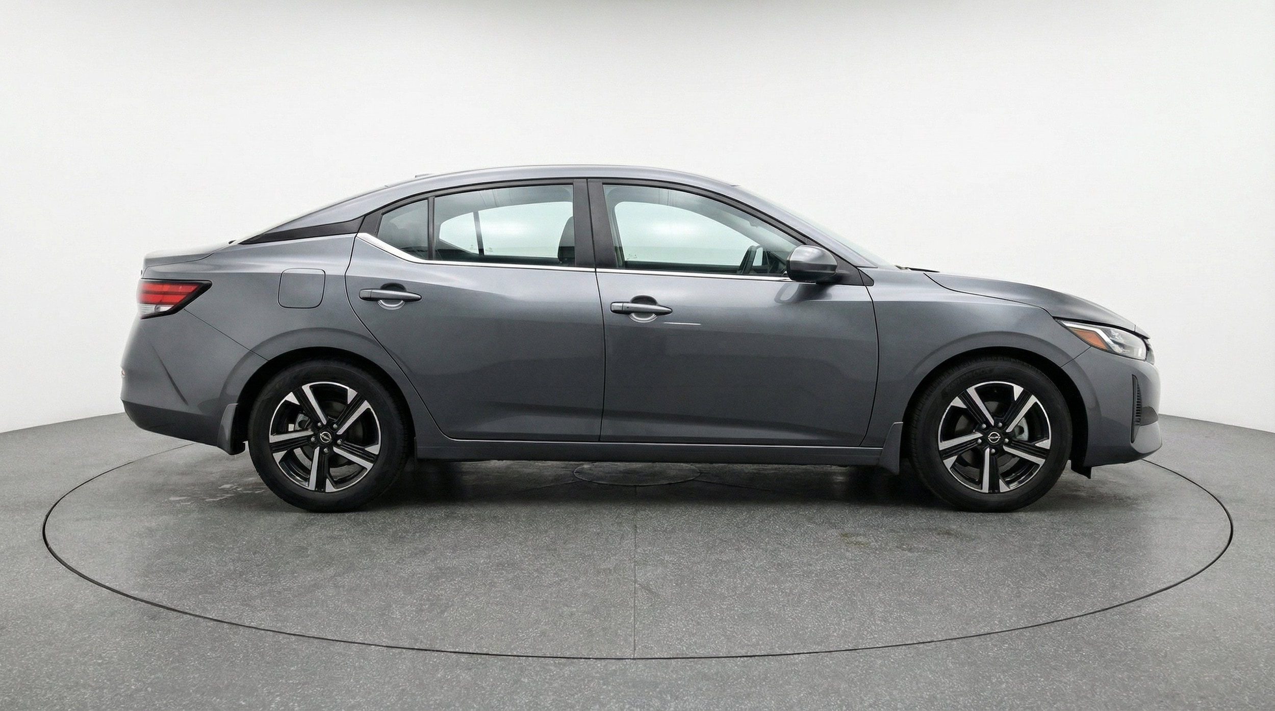 Thumbnail: 2025 Nissan Sentra - 10