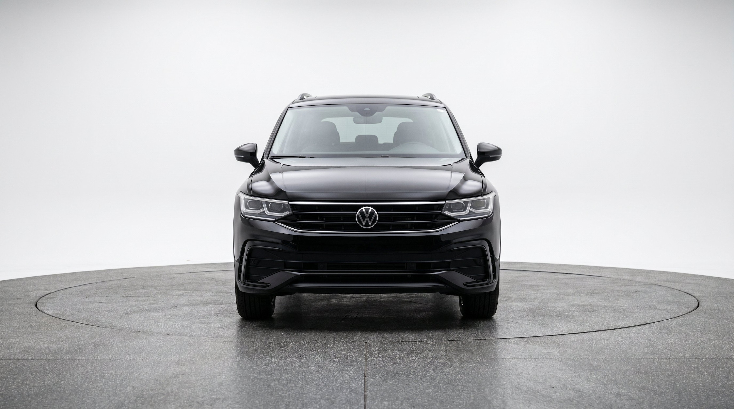 Thumbnail: 2026 Volkswagen Tiguan - 2